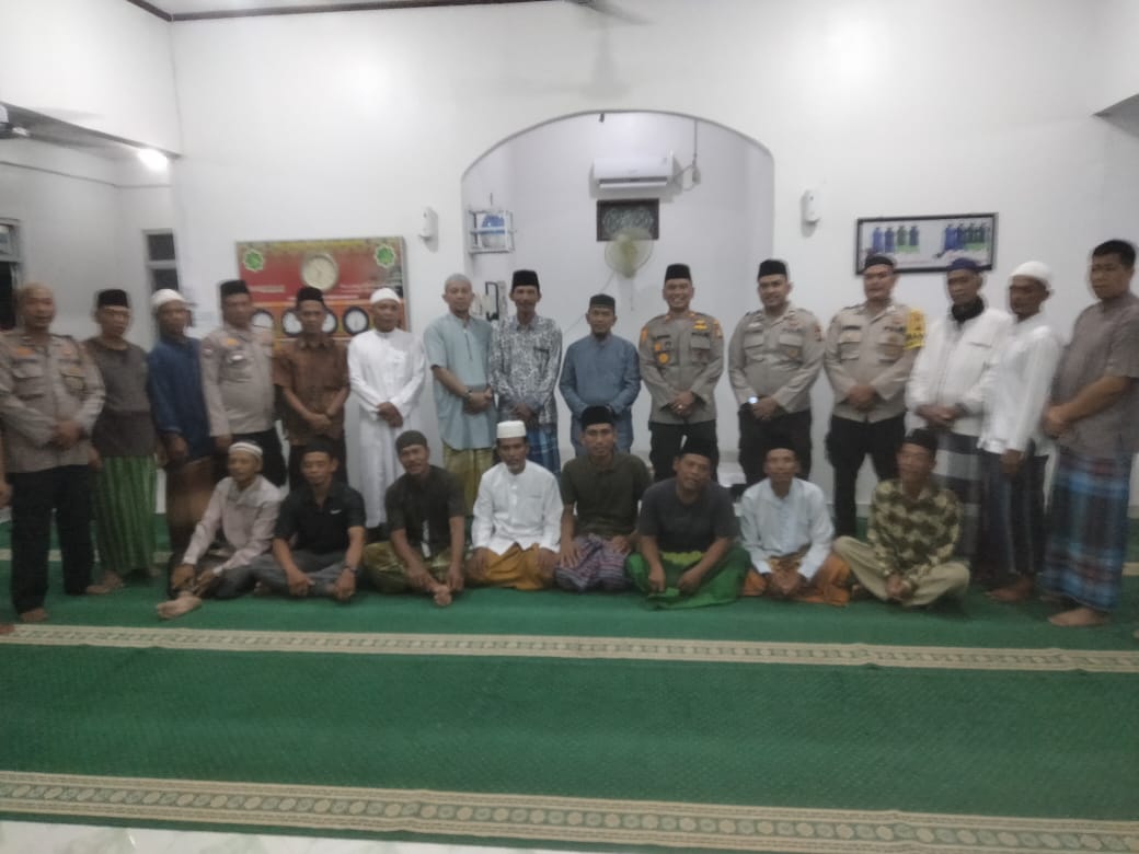 Magrib Berjamaah, Polsek TPTM Sampaikan Pesan Kamtibmas Jelang Pemilu