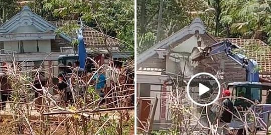 Seorang Anak di Ponorogo Robohkan Rumah Karena Ibunya Tak Bayar Utang