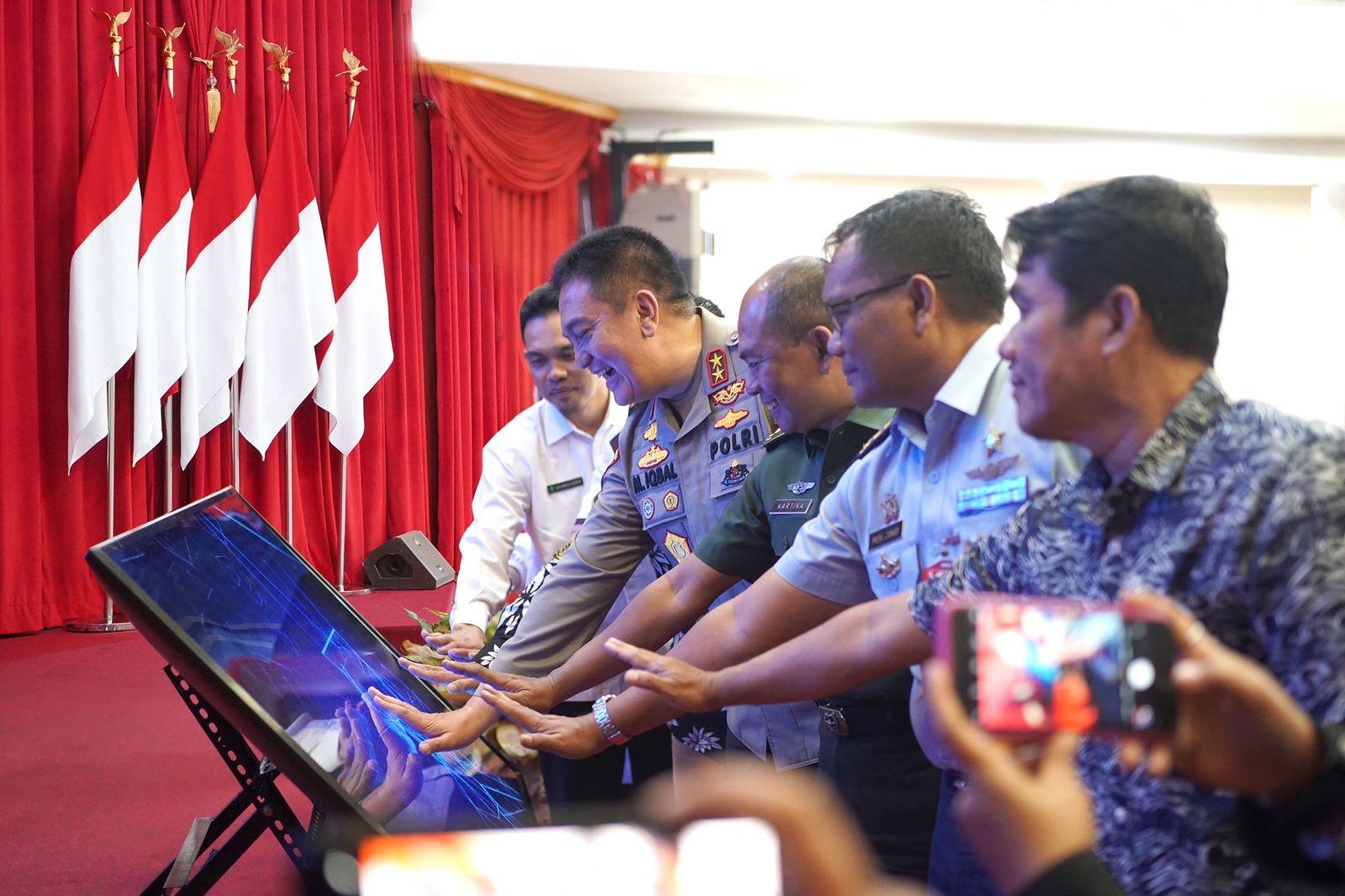 Kapolda Riau Launching Lomba Karya Jurnalistik Pemilu Damai 2024