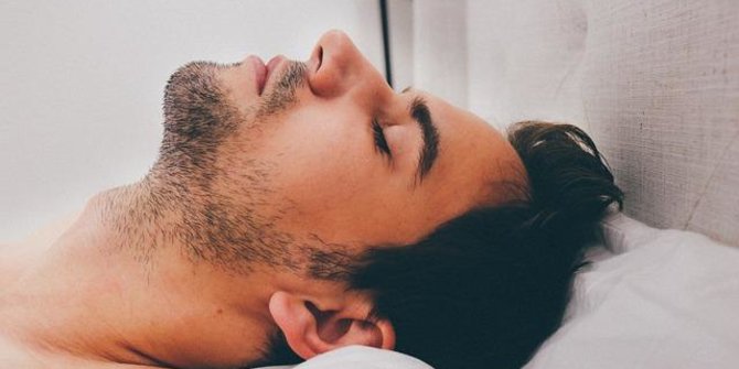 Kenapa Suara Napas Kita Terdengar Keras pada Saat Tidur?