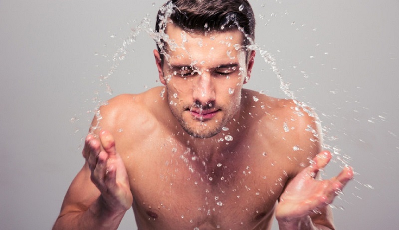 7 Tips Merawat Kulit di Usia 40an