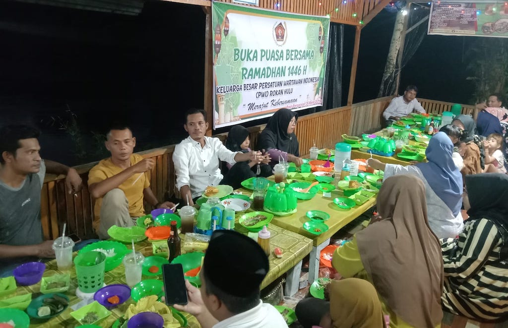 PWI Rohul Gelar Buka Puasa Bersama, Perkuat Silaturahmi dan Kekompakan