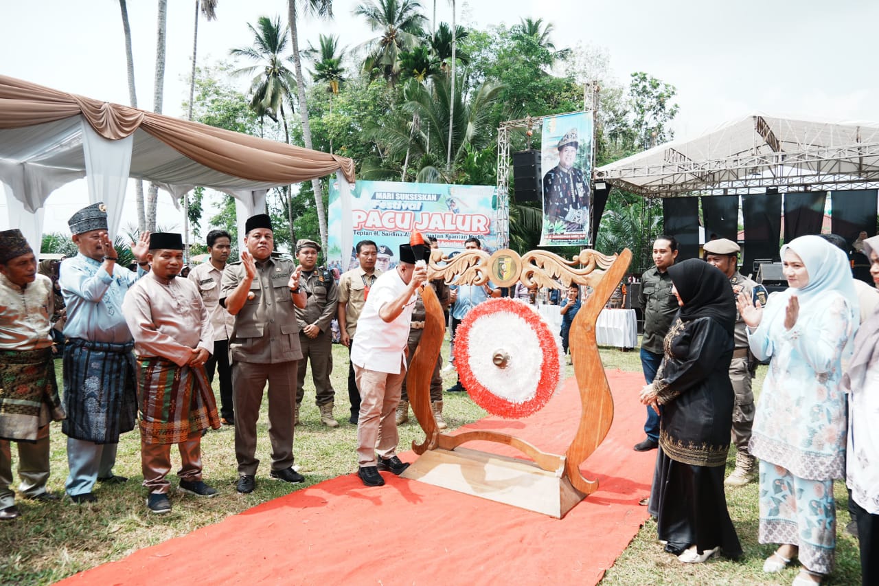 Meriahkan Festival Pacu Jalur Tradisional Kuantan Singingi, Hadiah Menggiurkan Menanti