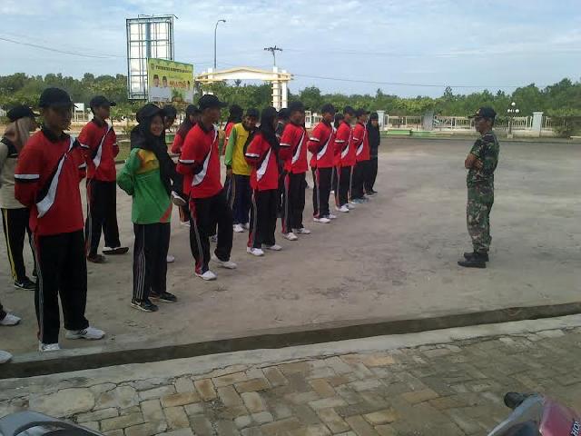25 Paskibra Bukit Batu Siap Kibarkan Bendera Merah Putih di HUT RI ke 71