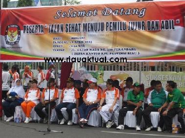 KPU Riau Gelar Jalan Santai Menuju Pemilu Jujur dan Adil