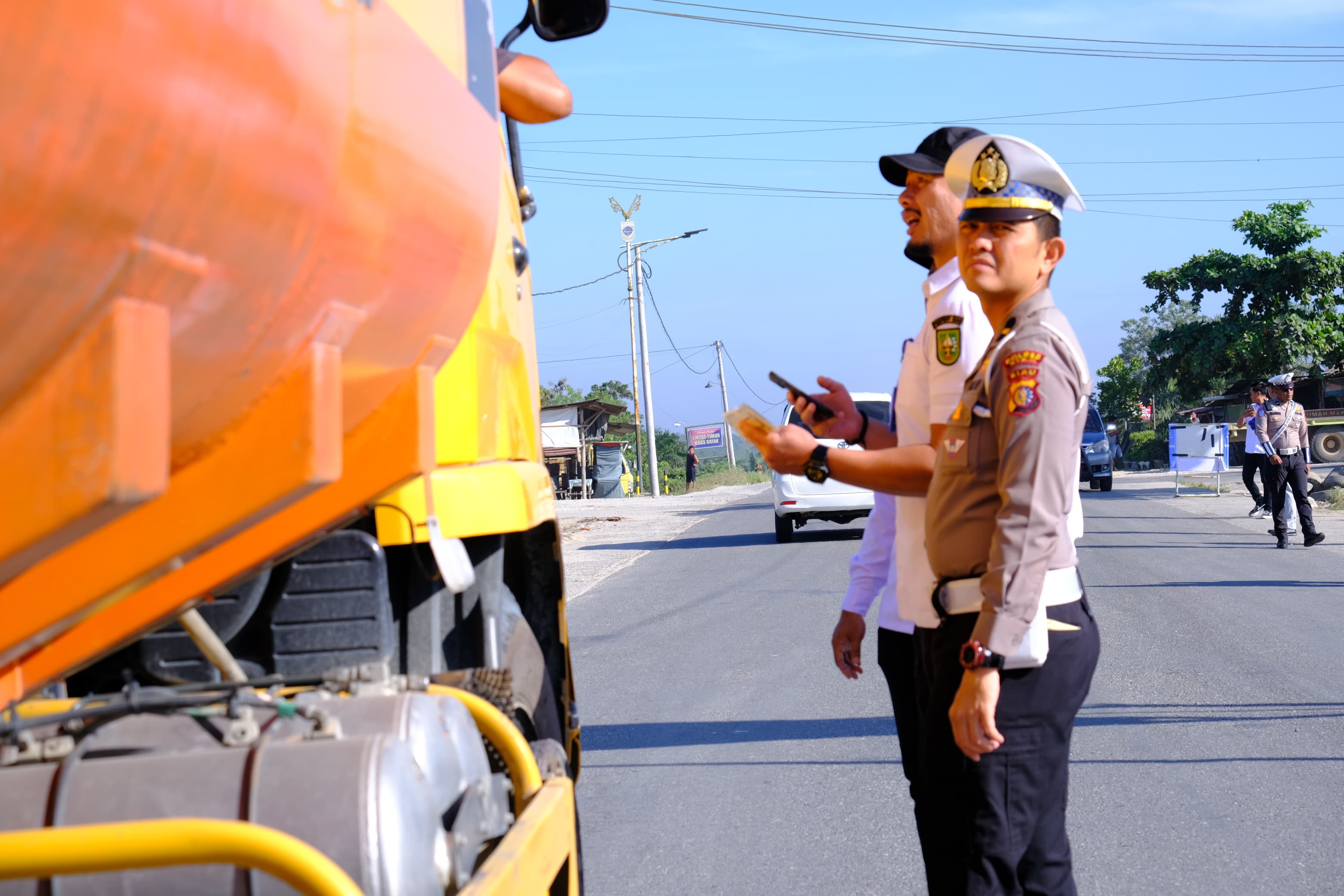 185 Kendaraan Terjaring Razia Penertiban Pajak di Perawang