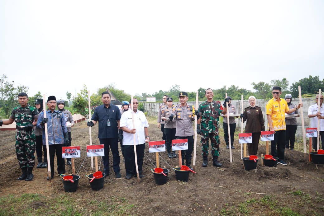 Dukung Asta Cita Prabowo, Lahan Milik Polres Kampar Disulap Jadi Lokasi Ketahanan Pangan