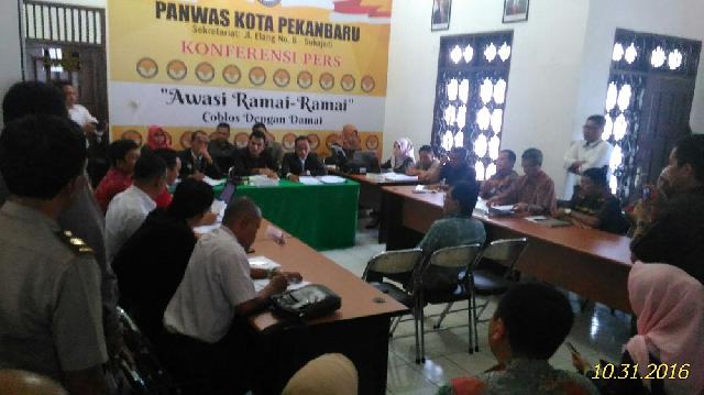 Saksi Ahli Katakan, KPU Pekanbaru Telah Melanggar Hak Konstitusional