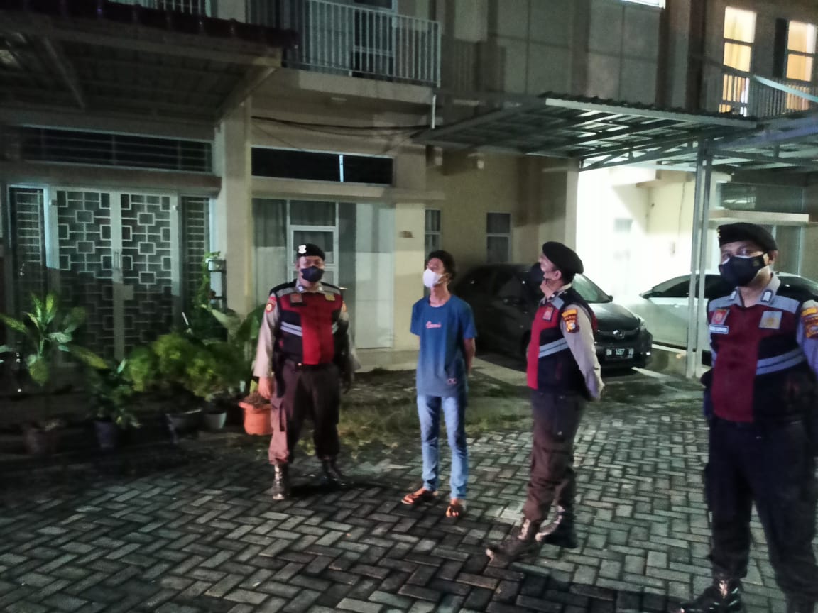 Satsamapta Polresta Pekanbaru Gelar Patroli Rumah Kosong