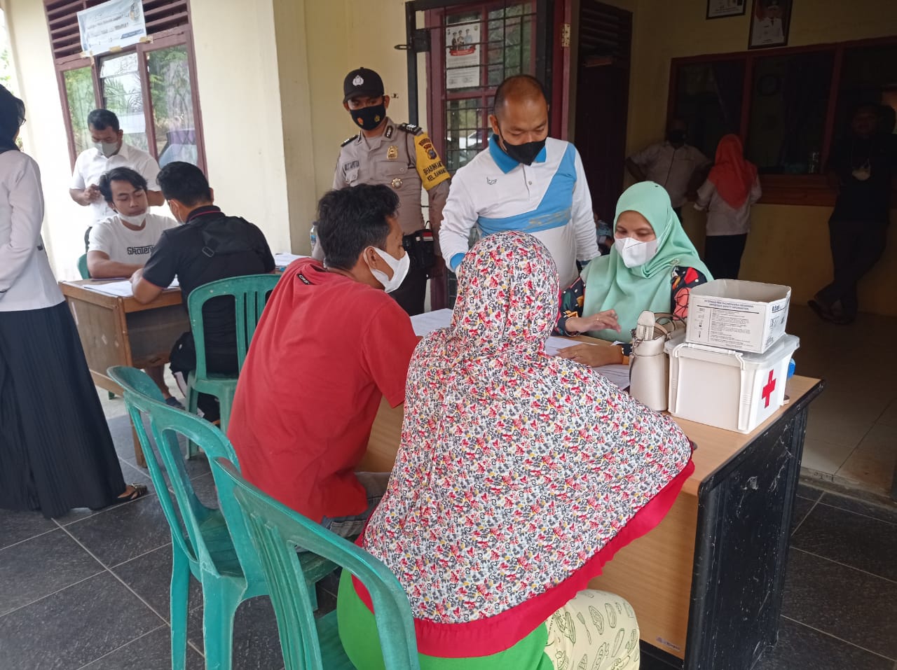 Polsek Bunut dan Pemerintah Kecamatan Gencarkan Giat Vaksinasi