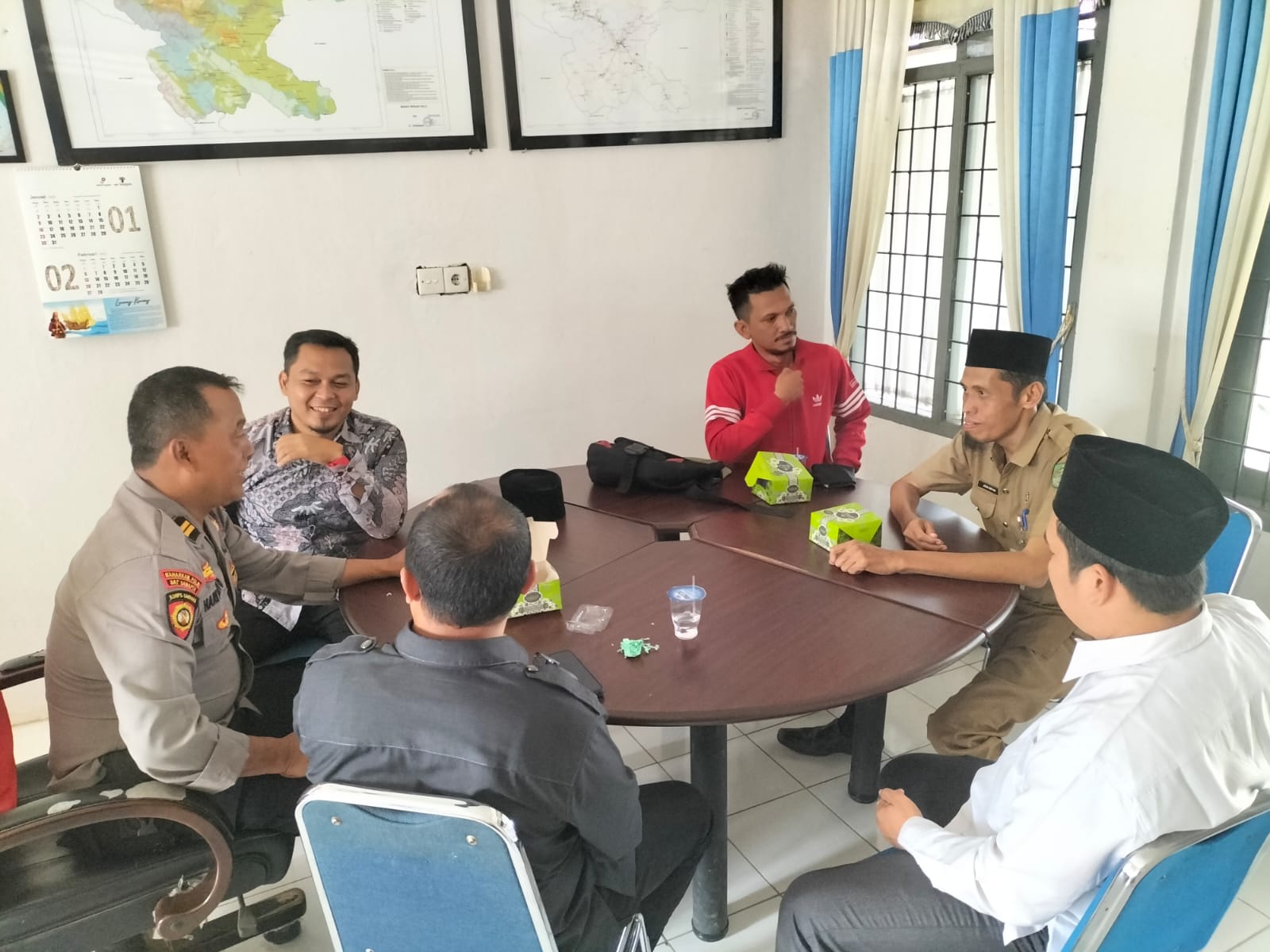 Polsek Tandun Bahas Kamtibmas Jelang Pemilu Bersama Masyarakat