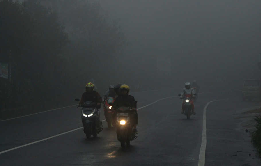 Waspada! Cuaca Ekstrem Berpotensi Melanda 24 Wilayah Indonesia
