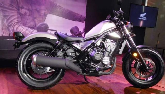 Sah, Honda Luncurkan Moge Gahar di Indonesia