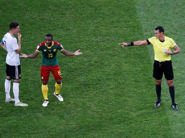 Oalah, Wasit Ini Salah Beri Kartu Merah di Laga Jerman-Kamerun