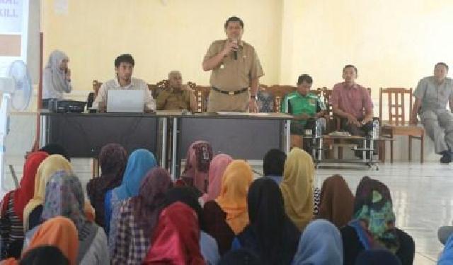 Wakil Bupati Siak Beri Kuliah Umum Kepada Mahasiswa AKN