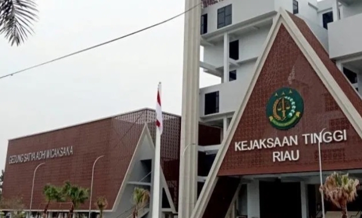 Kejaksaan Tinggi Riau Periksa Delapan Saksi Terkait Dugaan Korupsi Proyek Payung Elektrik di Mesjid An-Nur