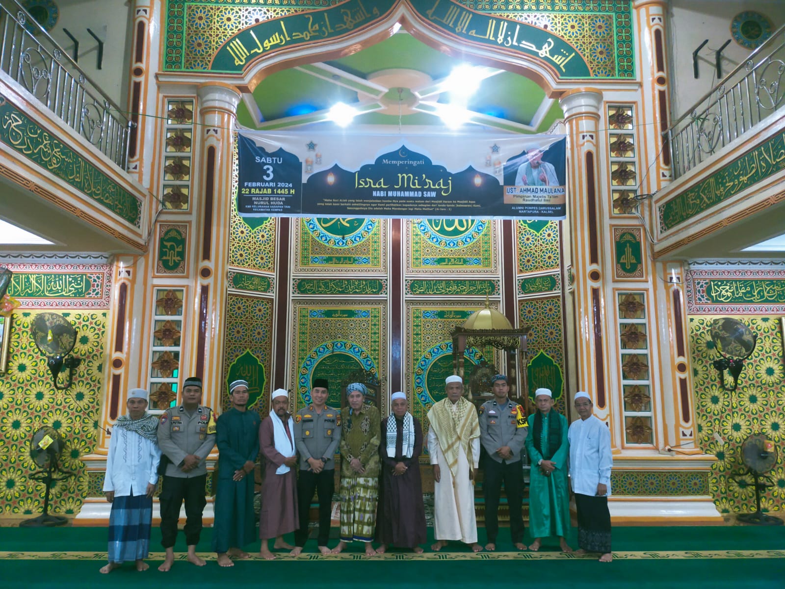 Kapolsek Kempas Sholat Subuh Keliling Berjamaah, Ajak Masyarakat Gunakan Hak Pilihnya