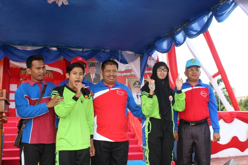 Suara Emas Nanda “Armada” Pukau Bupati