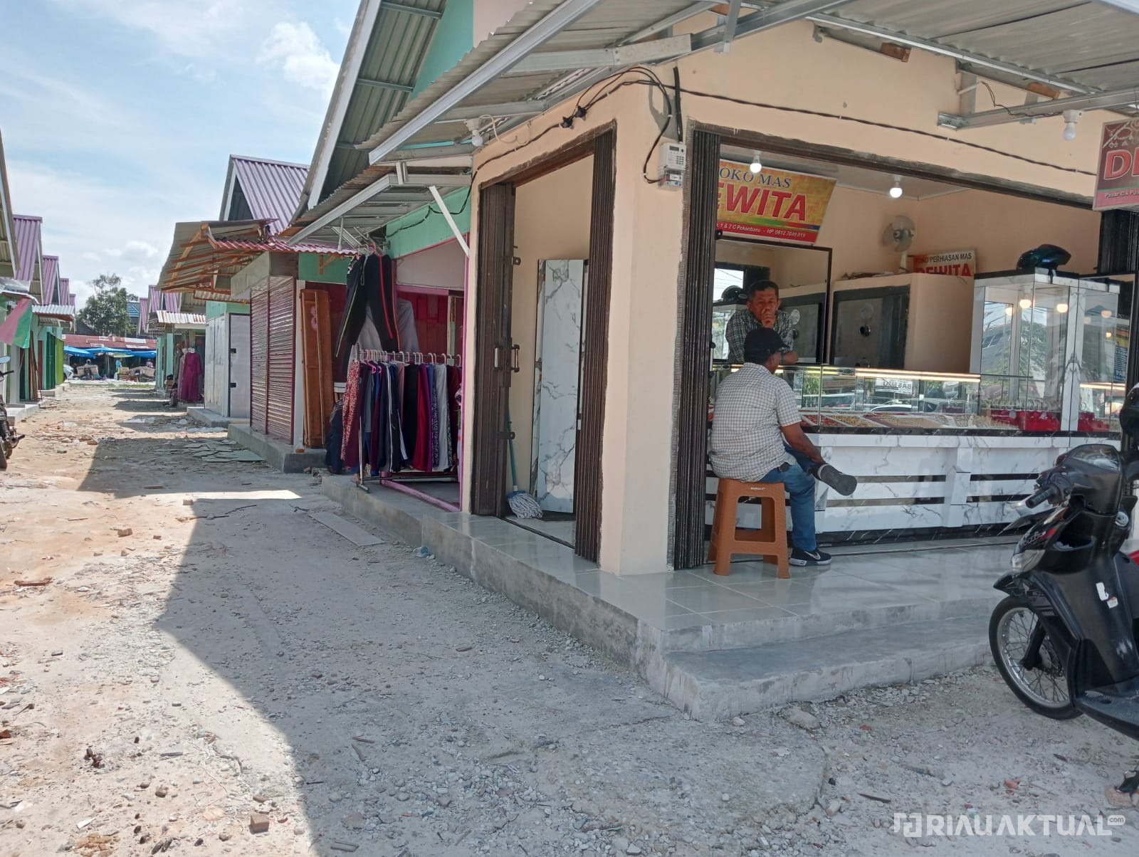 Pedagang Enggan Tempati TPS Pasar Cik Puan, Disperindag Ancam Ambil Alih