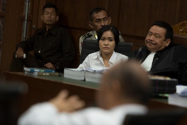 Pembuktian Sidang Jessica Dinilai Banyak 'Bolong'