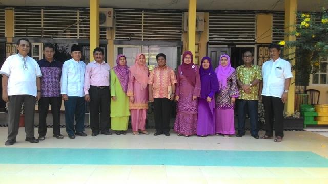 Disdik Riau Tinjau Kesiapan SMAN 4 Pekanbaru Laksanakan Kurikulum 2013