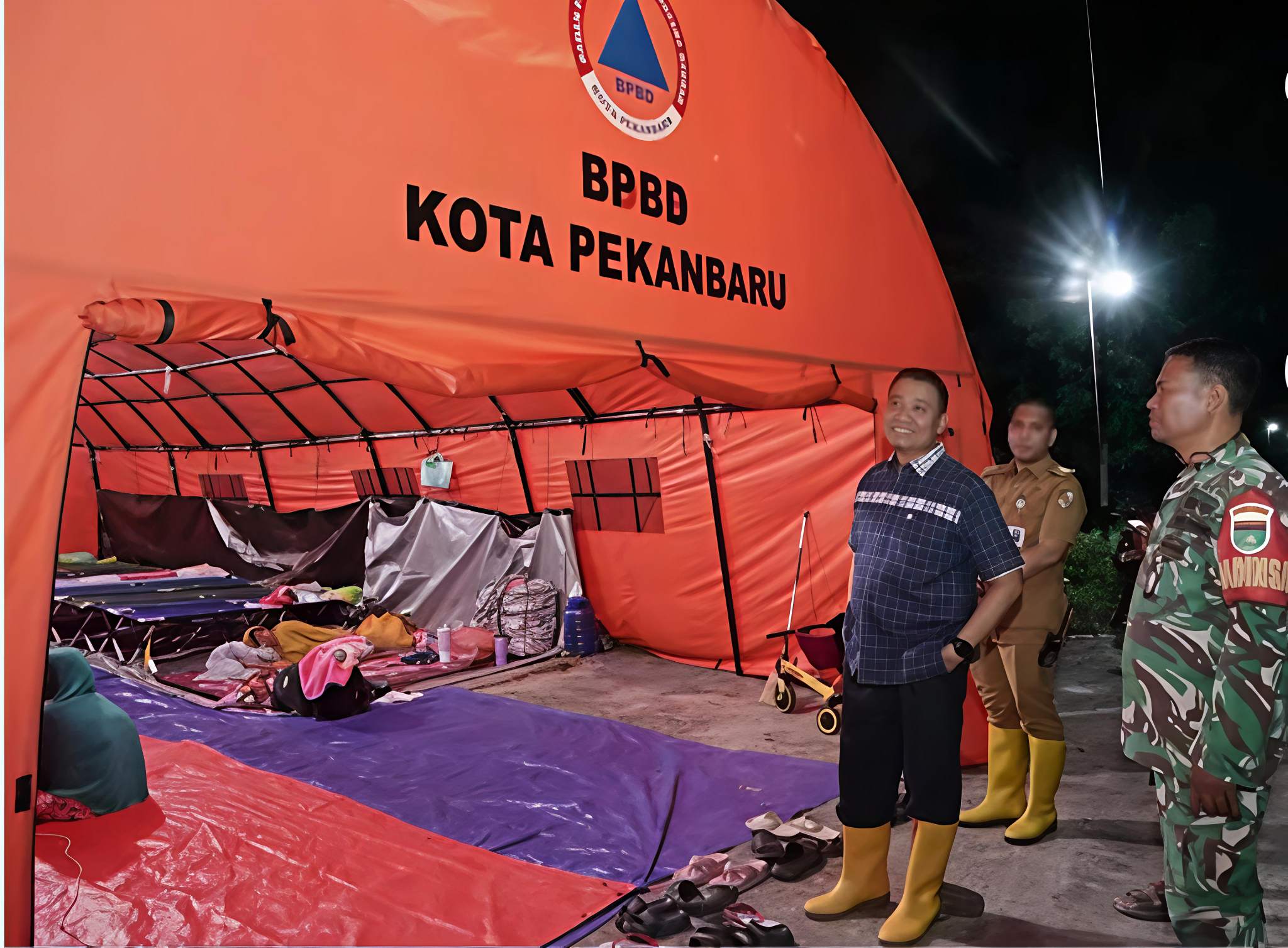 Pemko Pekanbaru Dirikan Tenda Tampung Warga Terdampak Banjir Luapan Sungai Siak