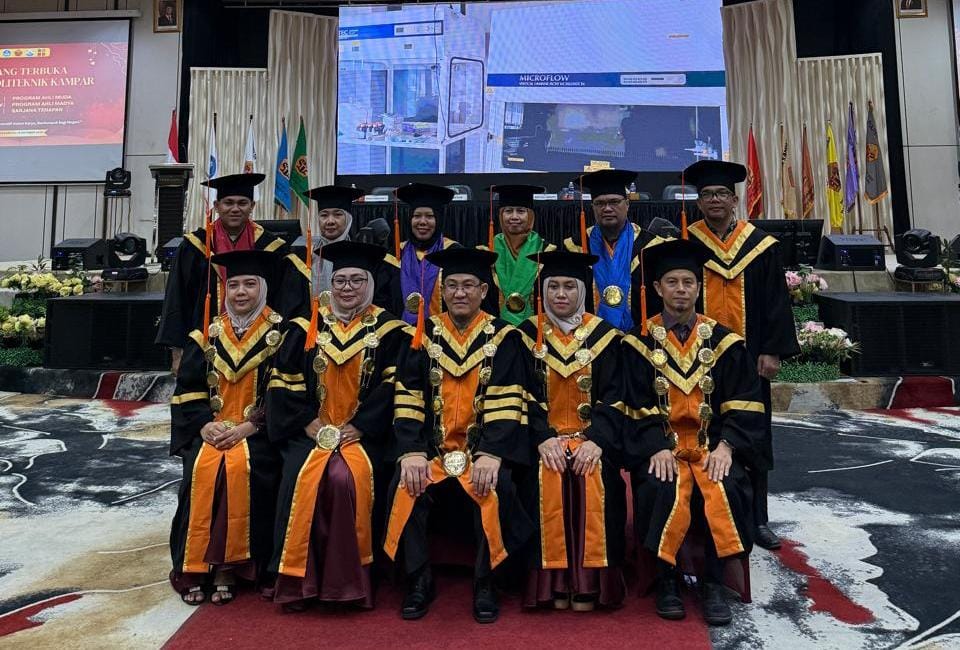 163 Mahasiswa Politeknik Kampar Diwisuda, Siap Terjun ke Industri Sawit