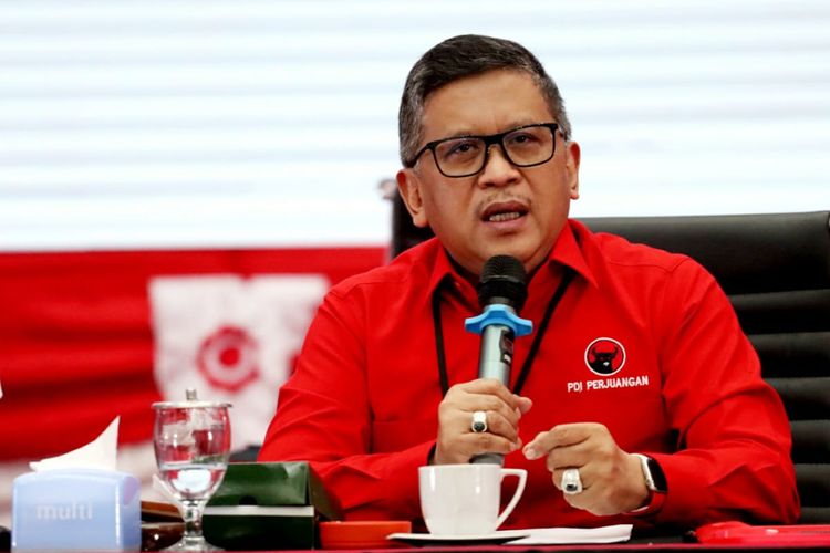 Sekjen Hasto: Nama Pendamping Ganjar Masih Digodok, Target Menang 1 Putaran
