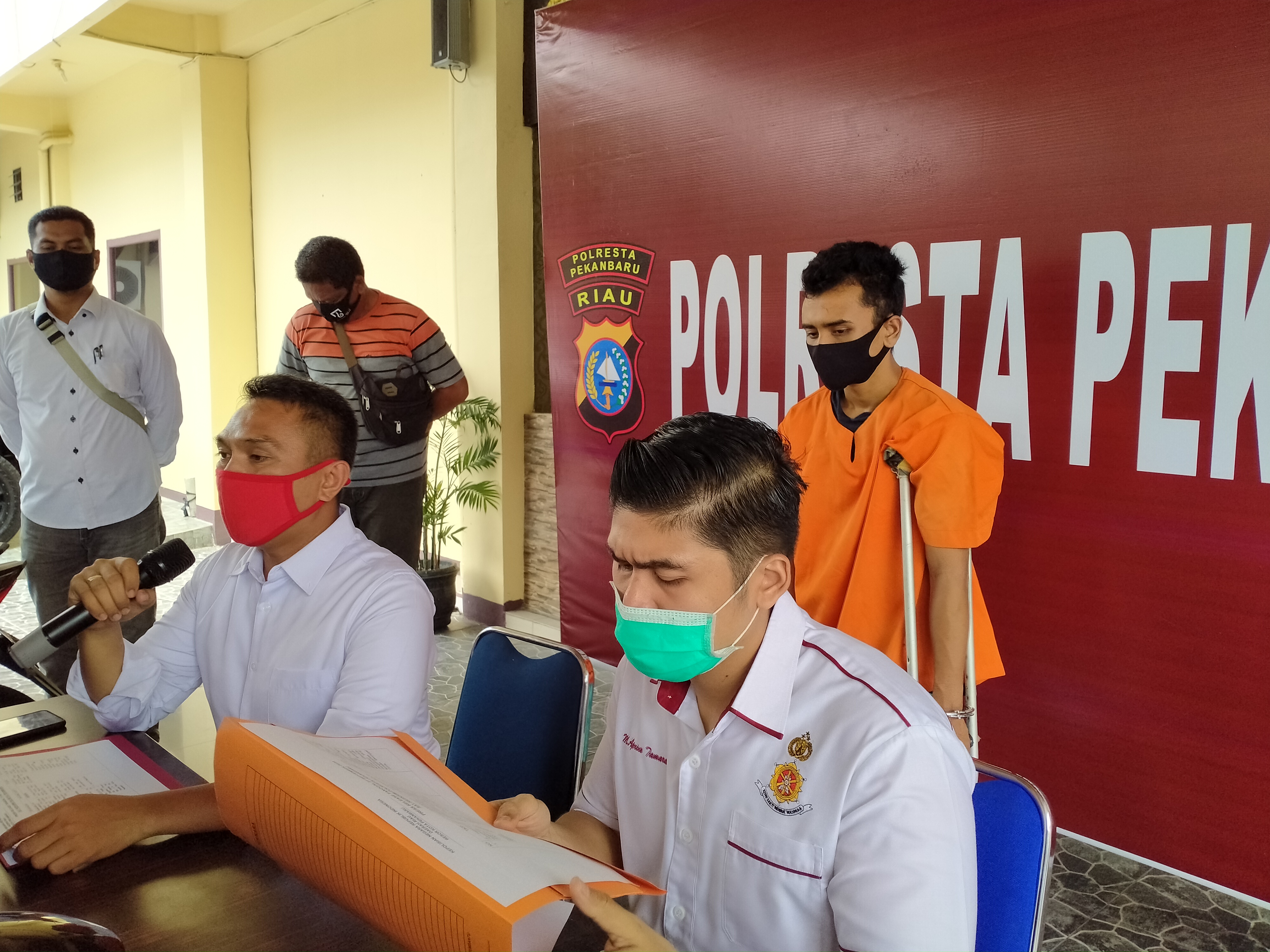 Sembunyi di Loteng Rumah Nenek, Pelaku Jambret di Pekanbaru yang Tewaskan Korbannya di Dor Polisi