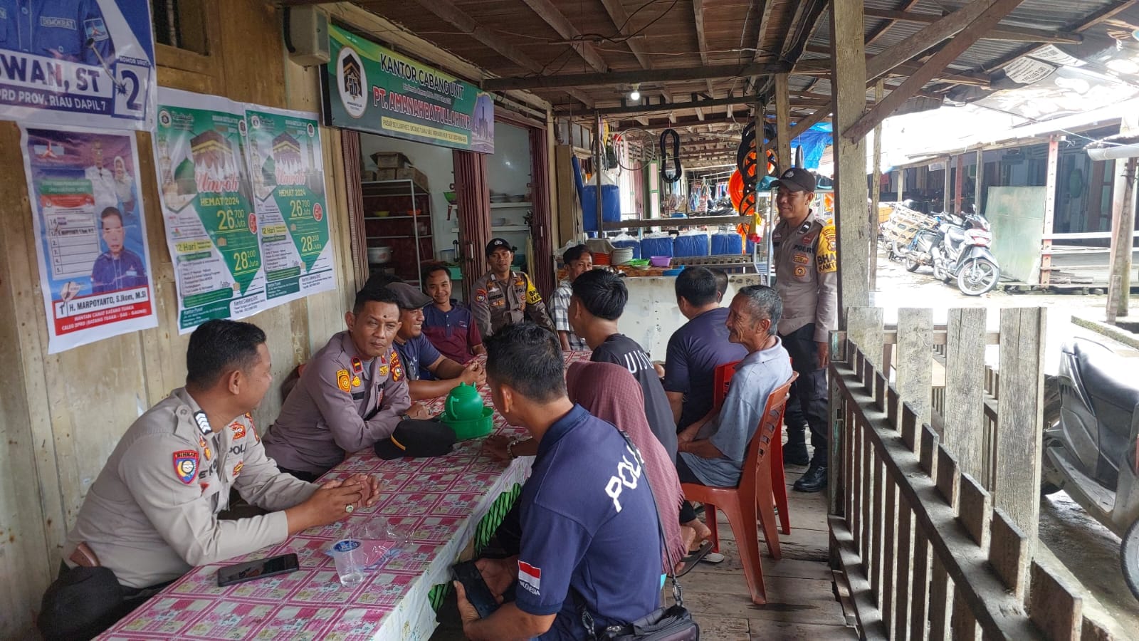 Kapolsek Batang Tuaka Cooling System Desa Sungai Luar Inhil