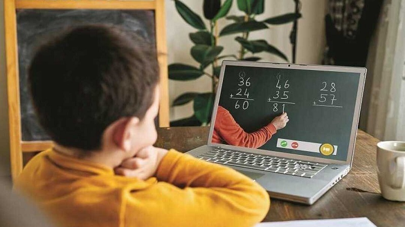 Biar Gak Bungkuk, Ini 3 Tips Jaga Postur Tubuh Anak Selama Sekolah Online