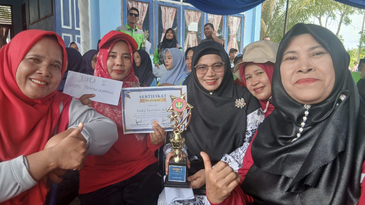 Guru SD di Kampar Ungguli Peserta SMP-SMA dalam Lomba Video Pembelajaran