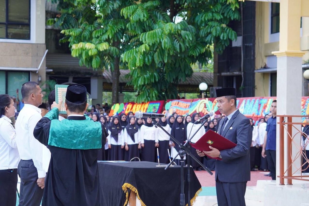 Bupati Kampar Lantik 2.868 CPNS dan PPPK, Tekankan Profesionalisme dan Integritas
