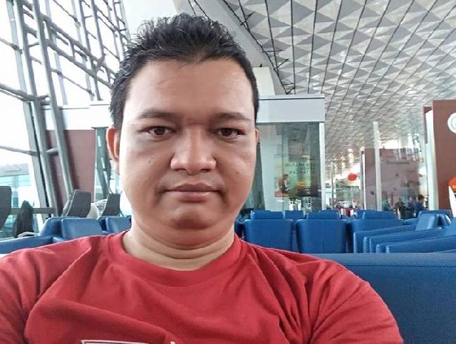 Pemilihan Gubernur Riau : Bersaing dalam Camera Branding