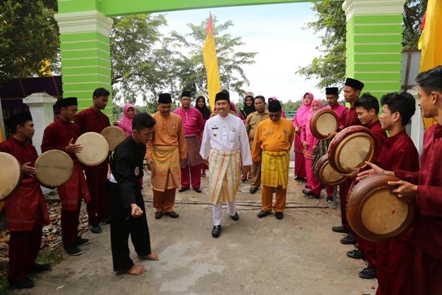 Bupati Buka Pentas Akhir Tahun SMAN 1 Siak