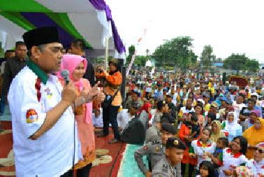 Ribuan Masa Sambut Herman Abdullah di Selatpanjang