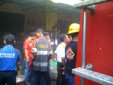 Kebakaran Kios Pasar Sukaramai, Api Berasal Dari Plafon Toko Guva Baru
