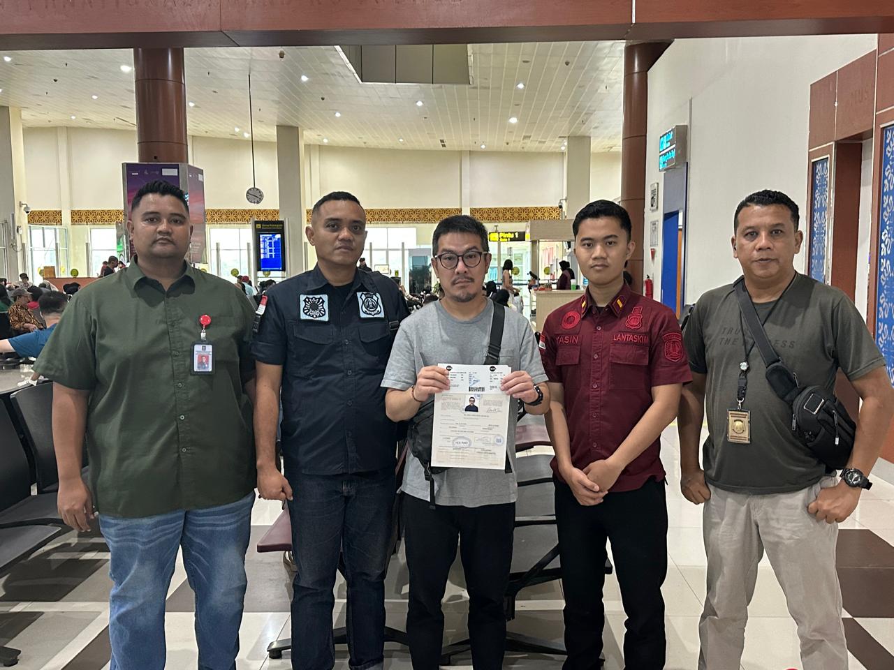 Langgar Aturan, WNA Singapura Dideportasi dari Pekanbaru