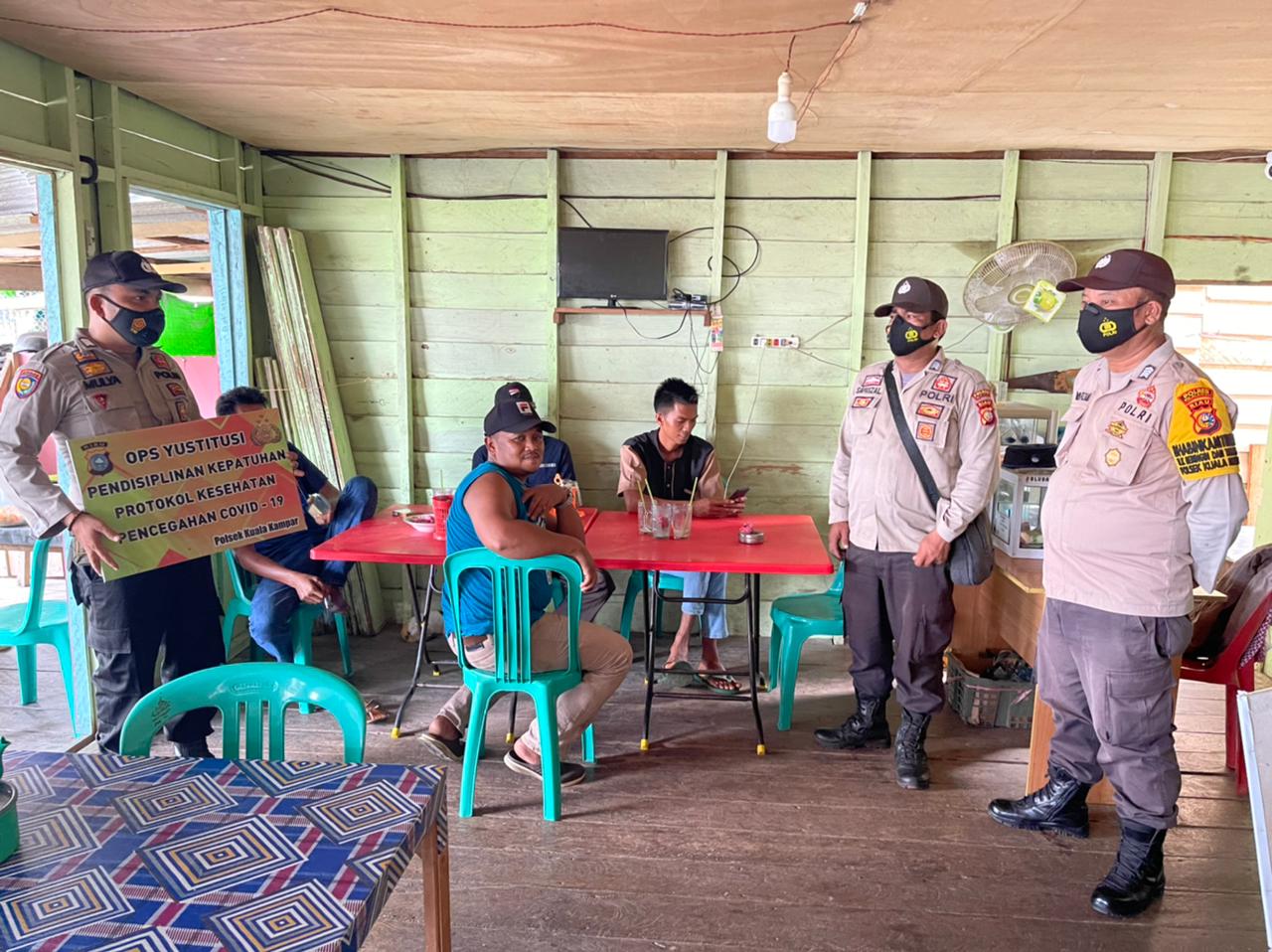 Polsek Kuala Kampar Gelar Operasi Yustisi, Masyarakat di Warung-warung Jadi Sasaran