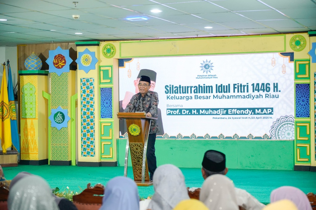 Prof Muhadjir Effendy Hadiri Silaturrahim Idul Fitri Muhammadiyah Riau: Dorong Penguatan Ekonomi Umat Lewat Mentari Mart