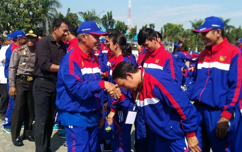 Lepas Kontingen Popporv Riau, Wabup Meranti Harap Pulang Bawa Prestasi Gemilang