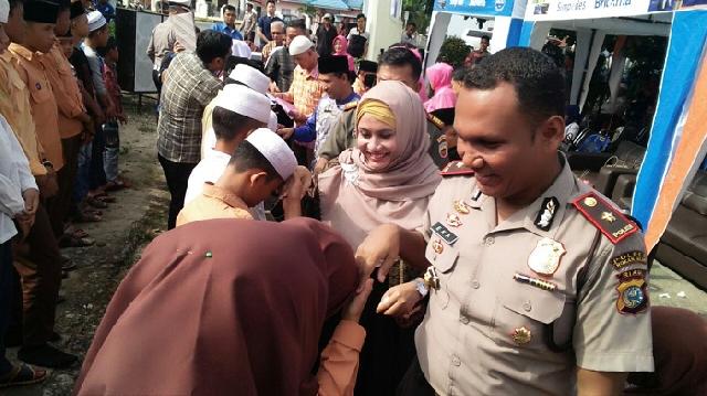 Operasi Katarak dan Penyantunan Anak Yatim, Polsek Gandeng Pengusaha Tionghoa