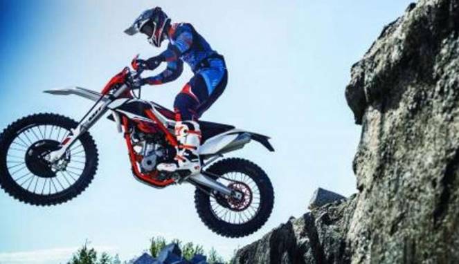 Hadir Lagi Pilihan Baru Motor Trail 250cc