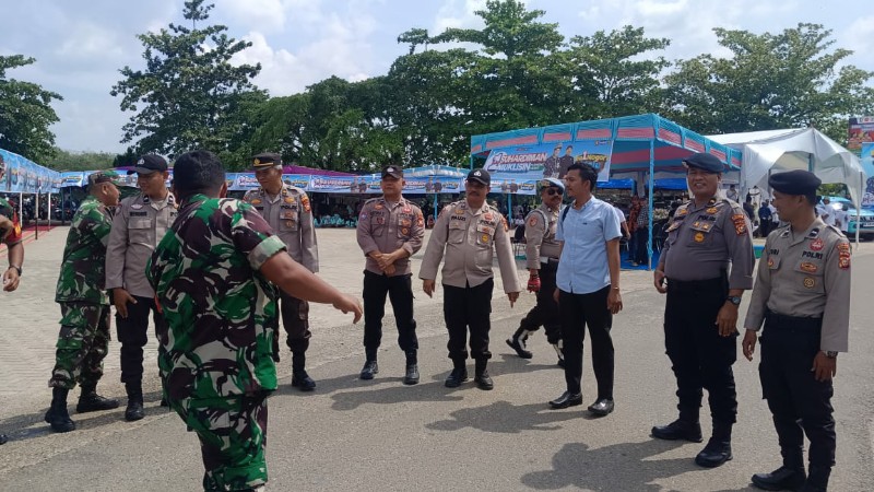 Personel Polres Kuansing Amankan Kampanye Pilkada 2024 di Kuantan Hilir