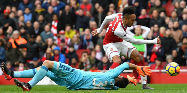 Arsenal Hamburkan Rp 1,1 Triliun untuk Beli Raja Buang-buang Peluang