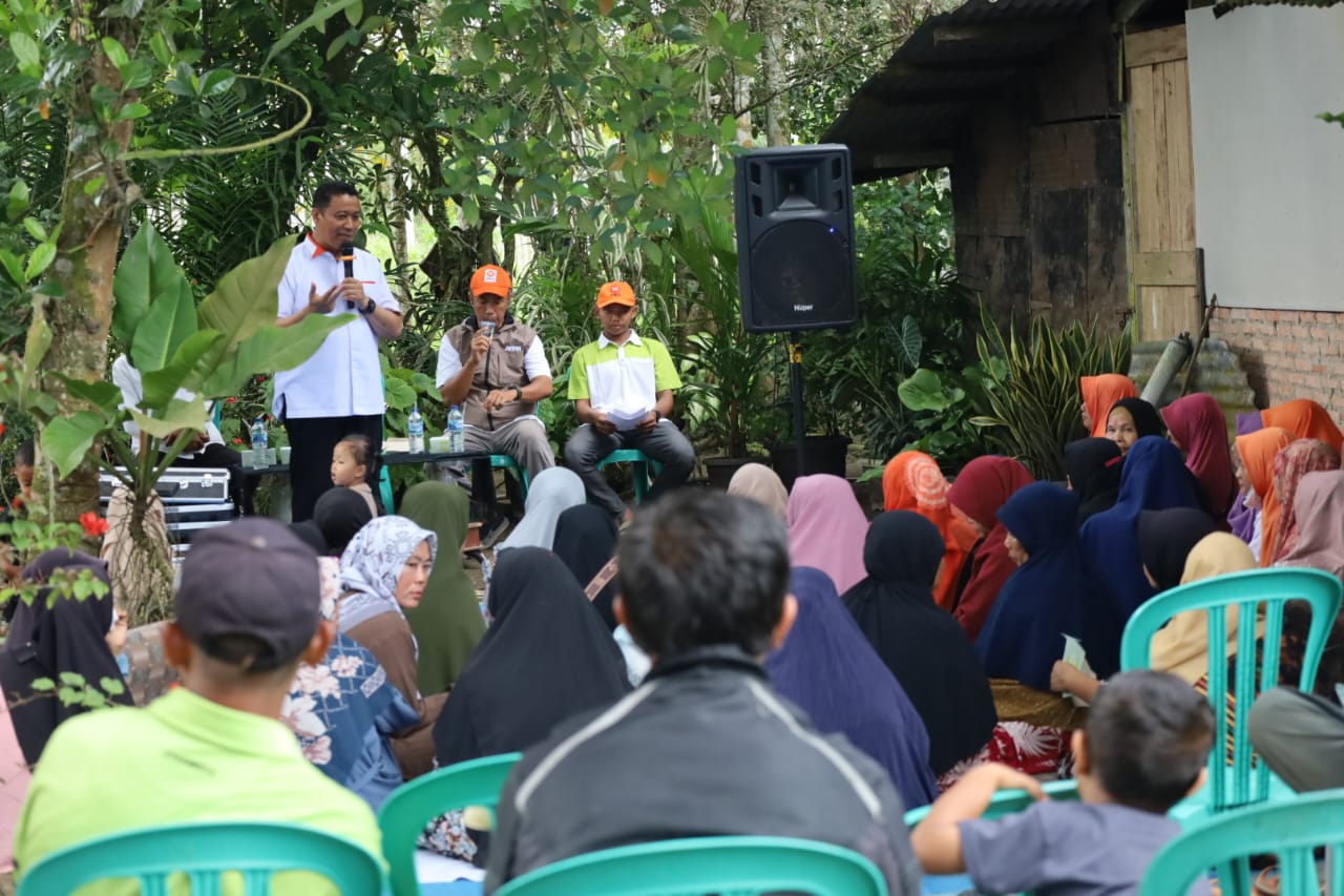 Markarius Anwar Terima Aspirasi Penggiat Sosial di Kampanye Dialogis di Okura, Rumbai Timur