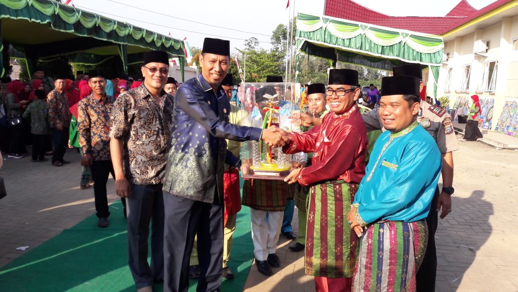 Bupati H. Mursini Tutup MTQ ke 16 Tingkat Kabupaten