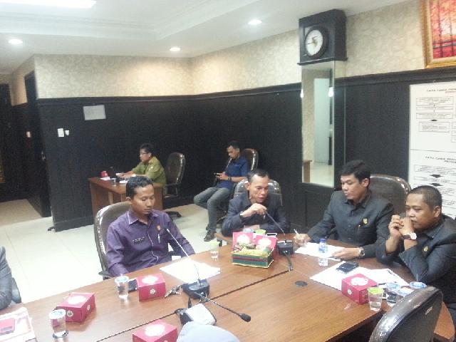 Di Hearing Komisi IV, Pihak Evo Hotel Pekanbaru Klaim Sudah Lengkapi Izin