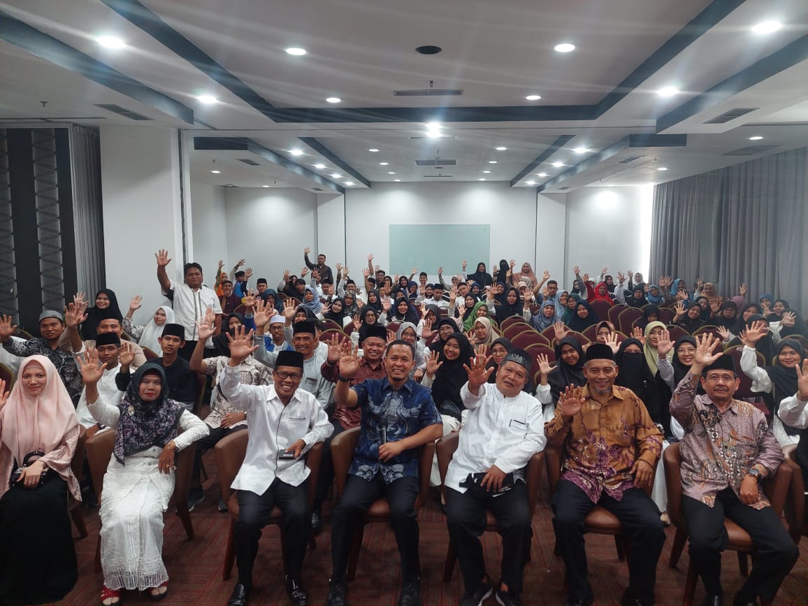 Agung Nugroho Janji Perjuangkan Kesejahteraan Guru Qur'an di Pekanbaru