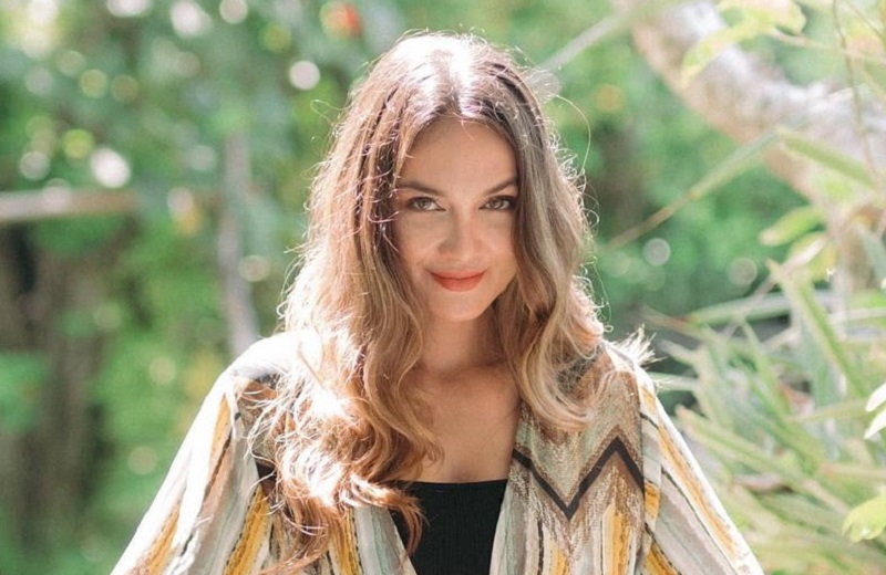 Foto Luna Maya di Ranjang Curi Perhatian Dimas Beck